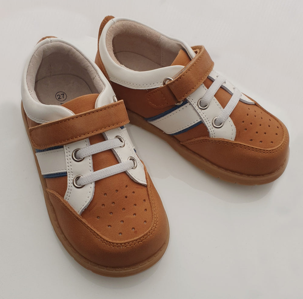 Atti and Anna Caleb Leather Sneaker Tan / Light Brown