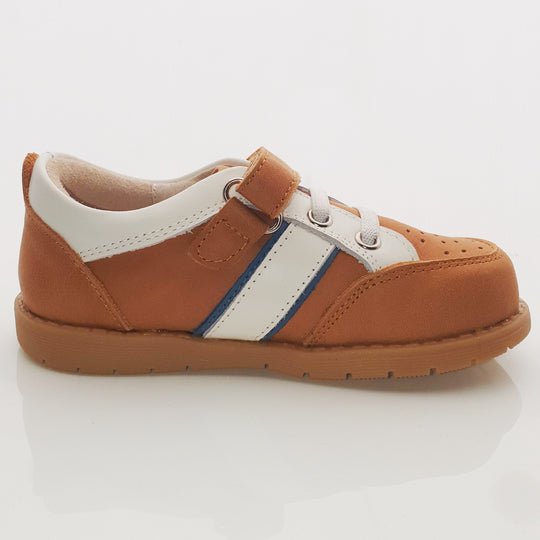 Atti and Anna Caleb Leather Sneaker Tan / Light Brown