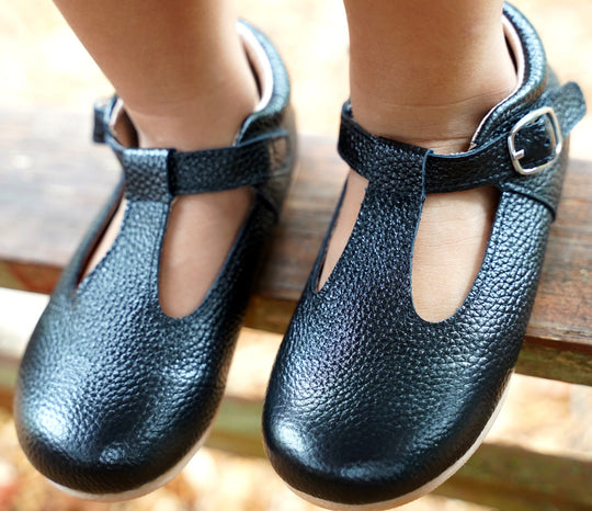 Callum T-Strap Shoe Black Pebbled Leather
